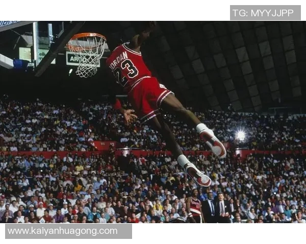 篮球之星与足球巨星的奇遇之旅跨越界限的激情碰撞与梦想交织