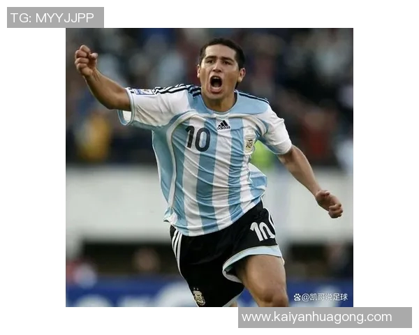 足球巨星背后的故事与传奇影响力探析揭秘顶级球员如何塑造全球足球文化